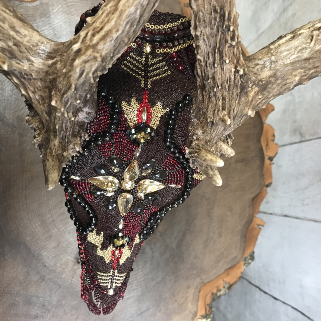 Top view of The Preacher beaded skull art.